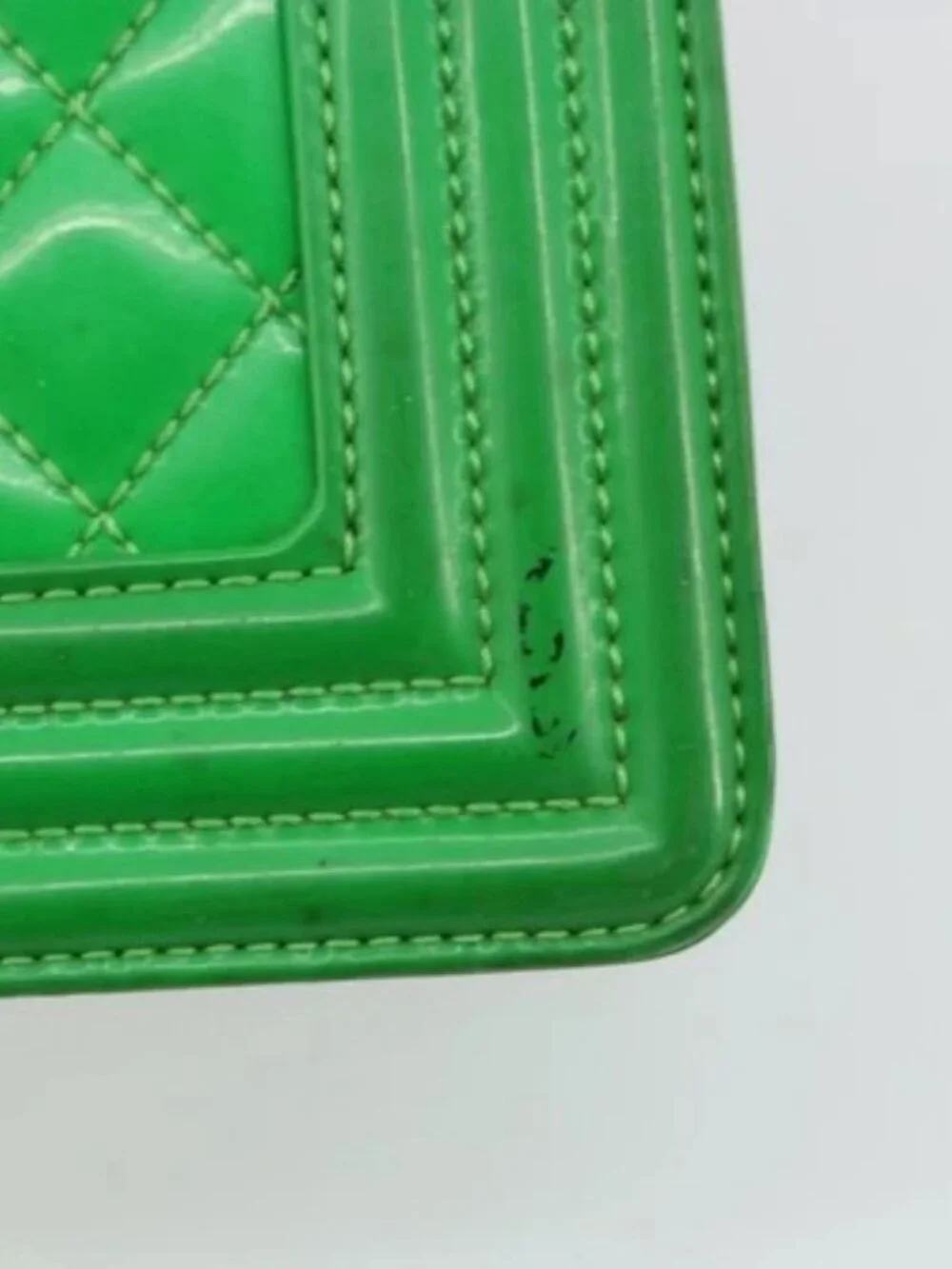 CHANEL Matelasse Chain Shoulder Bag Patent leather Green CC Auth 179242